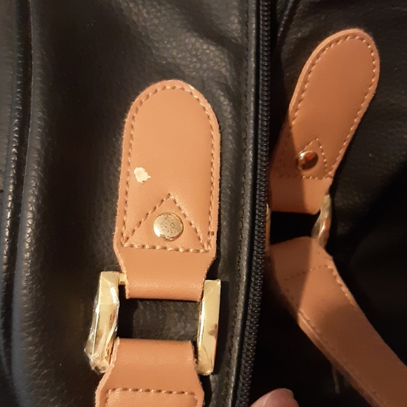 Return - Picture 3 of 5